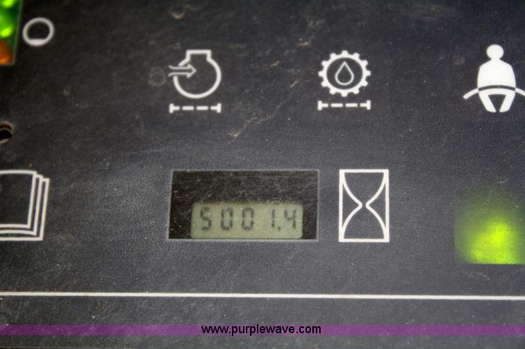 image for item 4887 2003 Case 90XT skid steer