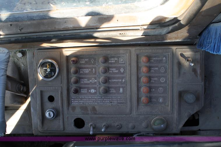 image for item 4889 1979 Caterpillar 980C wheel loader