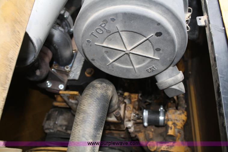 image for item 4890 1997 Caterpillar 416C backhoe loader