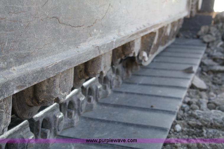 image for item 4906 2002 Caterpillar 330B hydraulic excavator