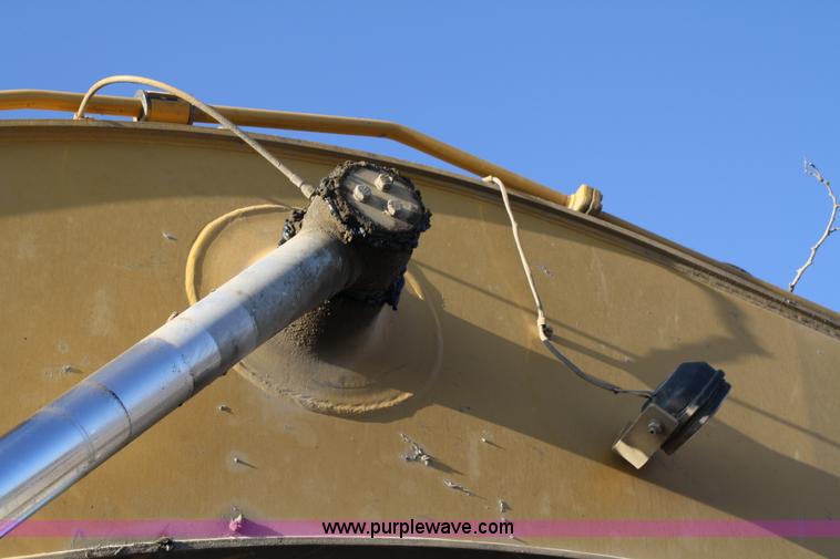 image for item 4906 2002 Caterpillar 330B hydraulic excavator