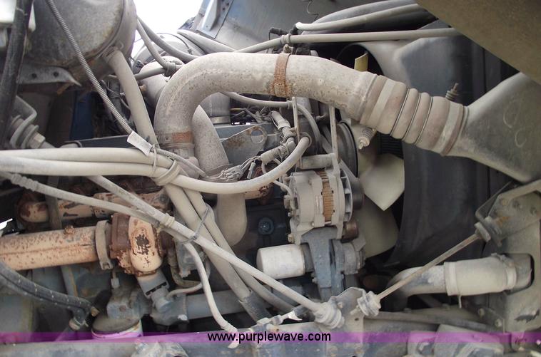 image for item 5595 2000 International Series 2554 Vac-Con truck