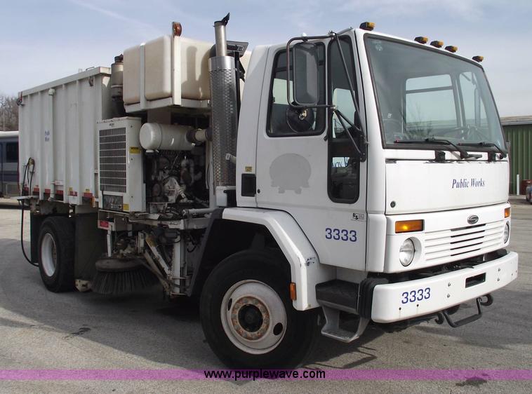 image for item 5596 1999 Sterling SC7000 Vac All air sweeper truck