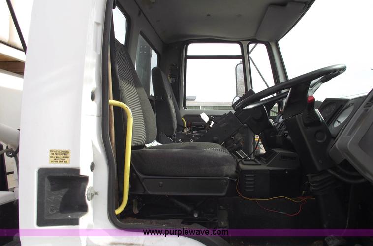 image for item 5596 1999 Sterling SC7000 Vac All air sweeper truck