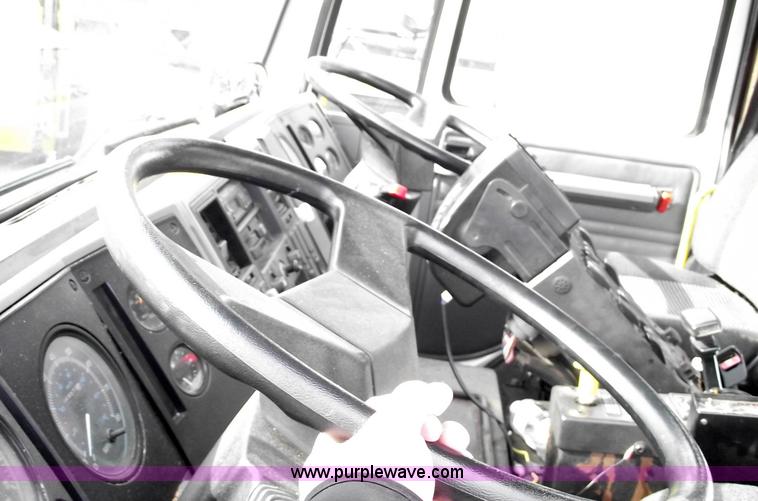 image for item 5596 1999 Sterling SC7000 Vac All air sweeper truck