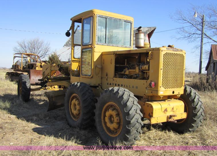 image for item 5603 1964 Caterpillar 12E motor grader