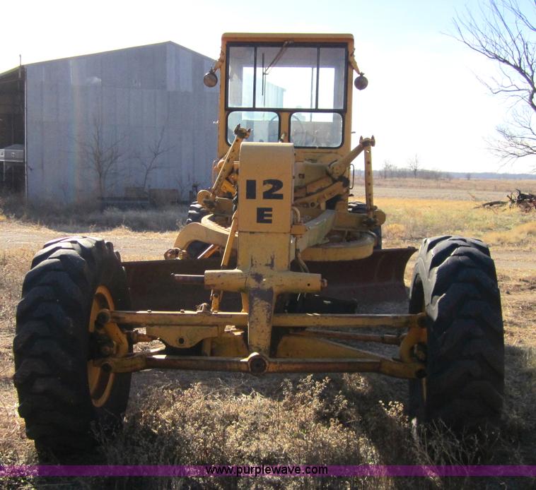 image for item 5603 1964 Caterpillar 12E motor grader