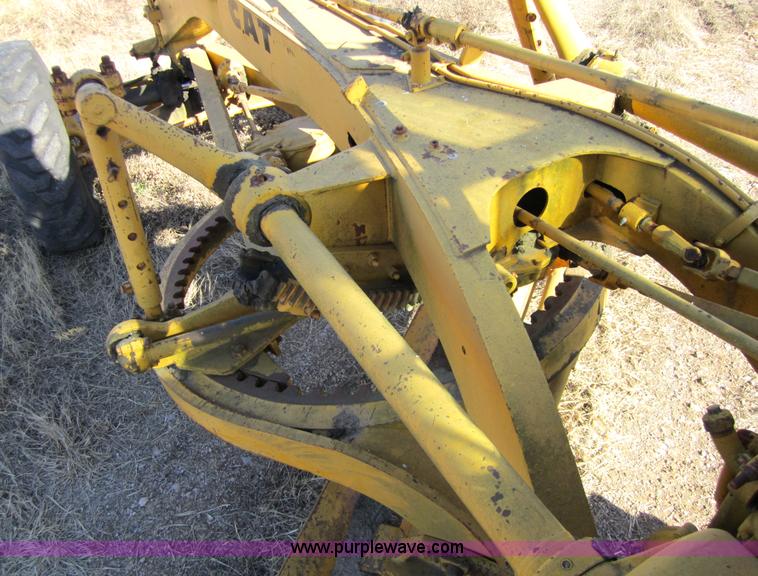 image for item 5603 1964 Caterpillar 12E motor grader