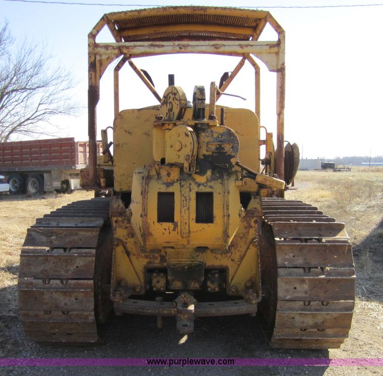 image for item 5606 Caterpillar D7 dozer