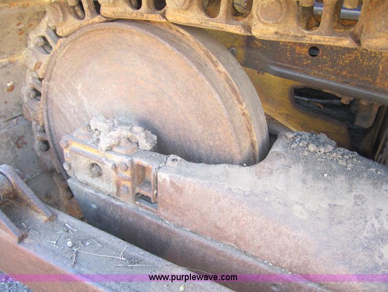 image for item 5606 Caterpillar D7 dozer