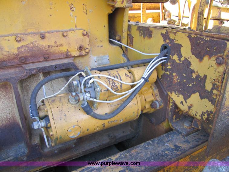 image for item 5606 Caterpillar D7 dozer