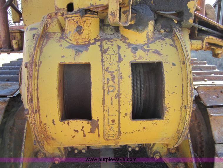 image for item 5606 Caterpillar D7 dozer