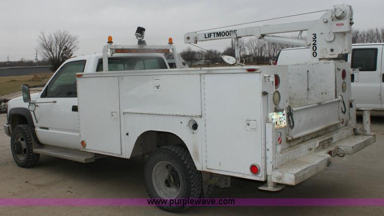 image for item 6549 1994 Chevrolet Cheyenne 3500 crane truck