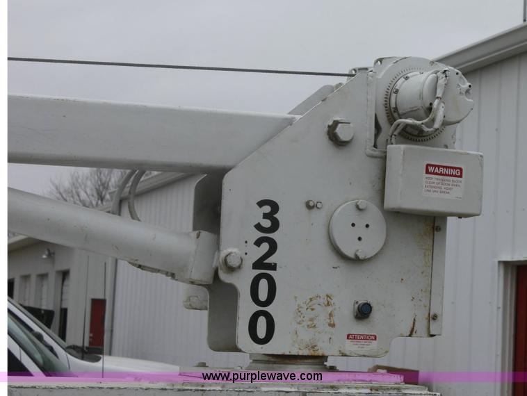 image for item 6549 1994 Chevrolet Cheyenne 3500 crane truck