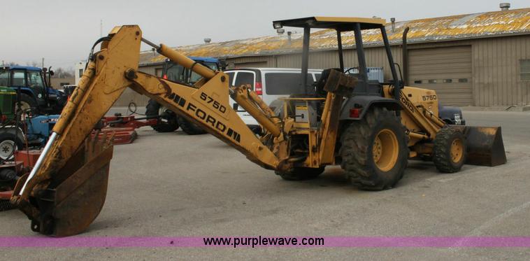 image for item 6552 Ford 575D backhoe