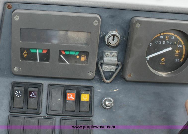 image for item 6552 Ford 575D backhoe