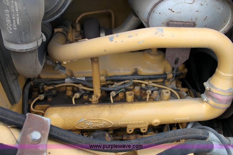 image for item 6552 Ford 575D backhoe