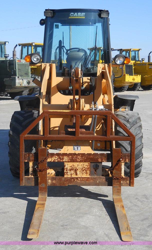 image for item 7767 2003 Case 321D wheel loader
