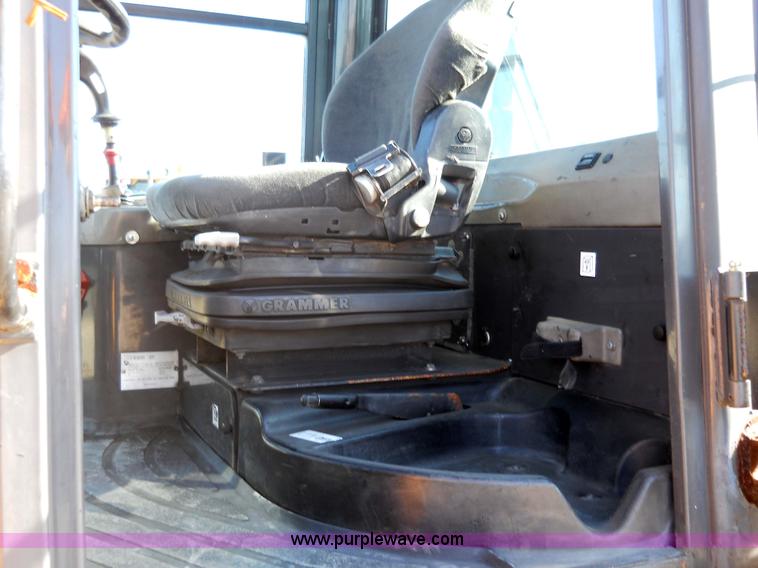 image for item 7767 2003 Case 321D wheel loader