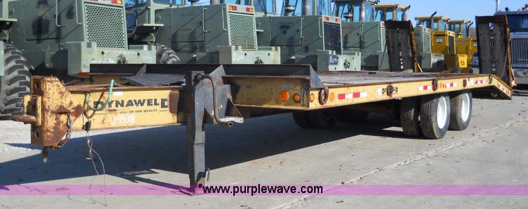 image for item 7768 1998 Dynaweld 30' flatbed trailer with dove-tail ramps