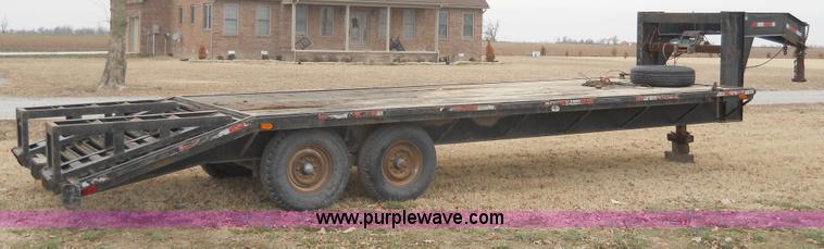 image for item 7770 1997 R&W gooseneck flatbed trailer