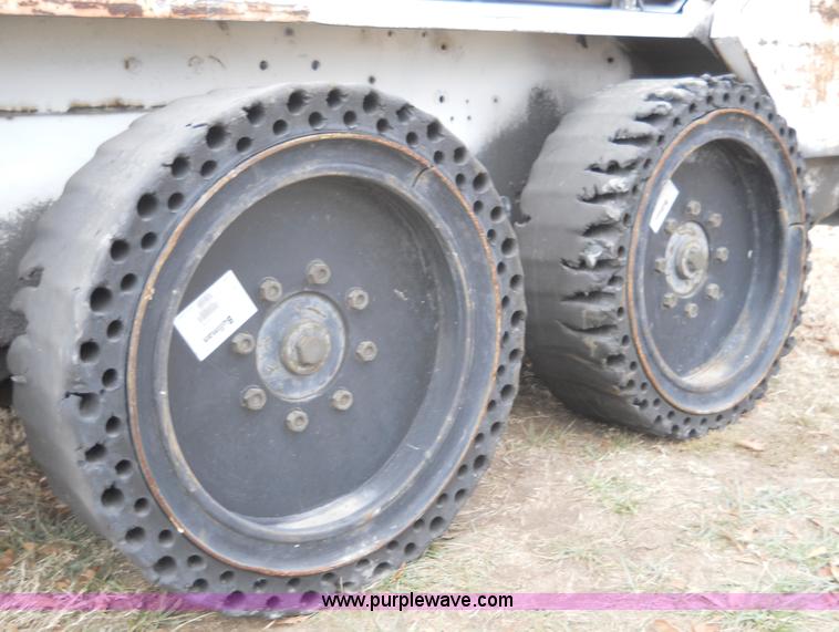 image for item 7771 1995 Bobcat 753 skid steer