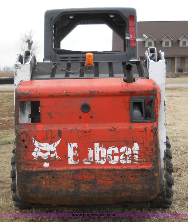 image for item 7772 2005 Bobcat S130 skid steer