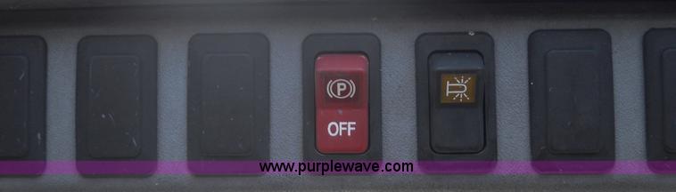 image for item 7772 2005 Bobcat S130 skid steer