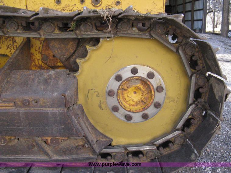 image for item 8075 1996 John Deere 550 G TC dozer