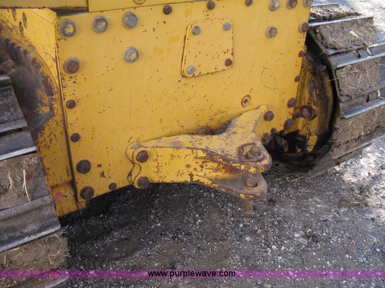 image for item 8075 1996 John Deere 550 G TC dozer