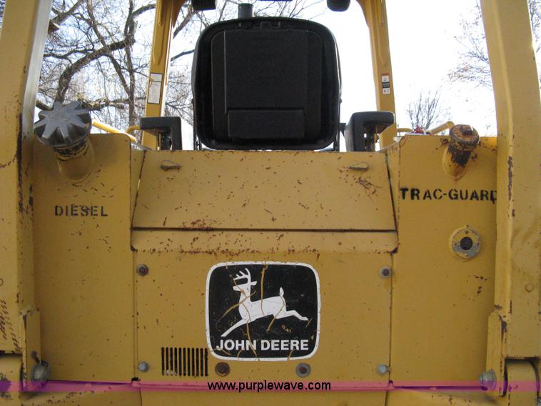 image for item 8075 1996 John Deere 550 G TC dozer