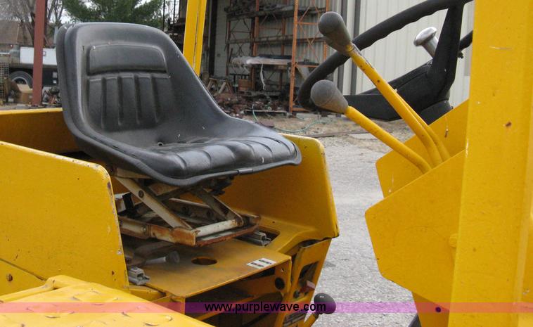 image for item 8087 Massey-Ferguson MF-2500 rough-terrain forklift