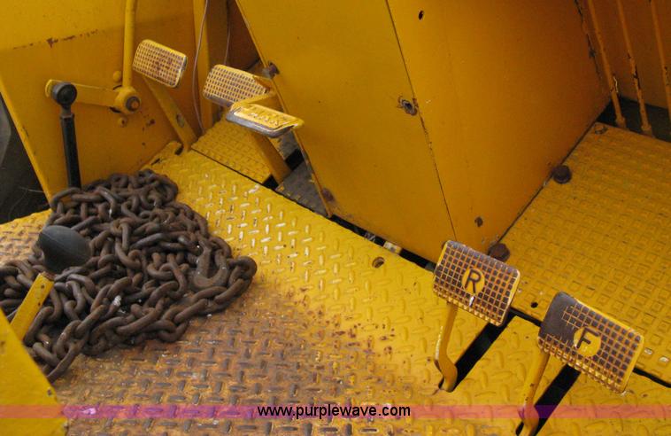 image for item 8087 Massey-Ferguson MF-2500 rough-terrain forklift