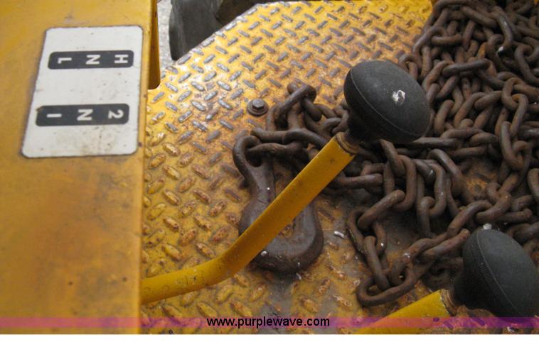 image for item 8087 Massey-Ferguson MF-2500 rough-terrain forklift