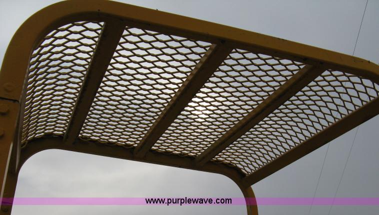 image for item 8087 Massey-Ferguson MF-2500 rough-terrain forklift