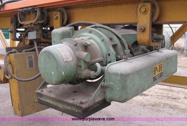 image for item 8089 Louden Super Track two-ton monorail crane