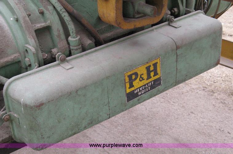 image for item 8089 Louden Super Track two-ton monorail crane