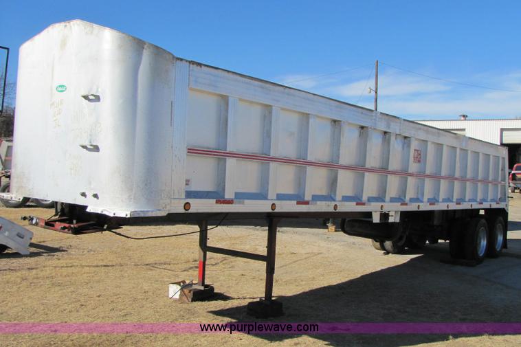 image for item 8339 1993 CMC 39' end-dump trailer