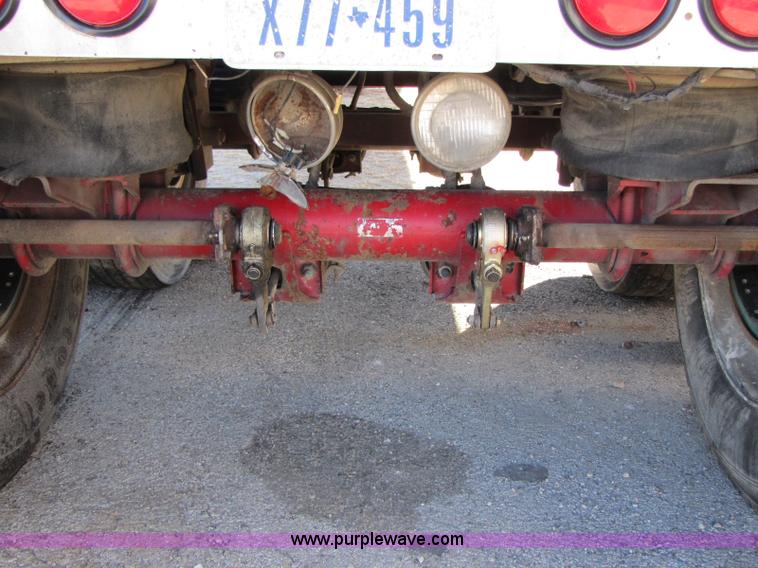 image for item 8339 1993 CMC 39' end-dump trailer