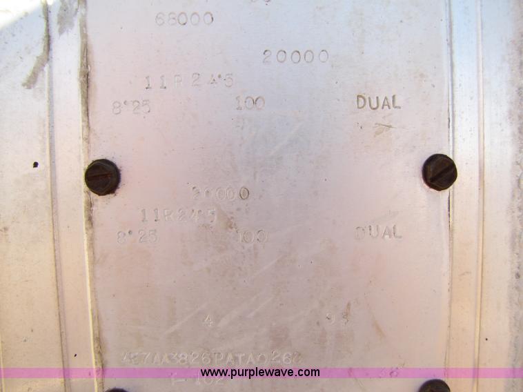 image for item 8339 1993 CMC 39' end-dump trailer