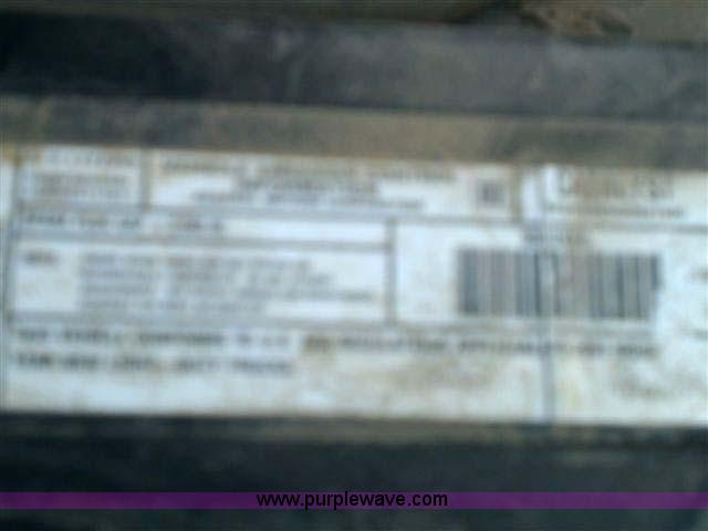 image for item 1001 2001 Chevrolet Silverado K1500 Z71 extended cab pick up