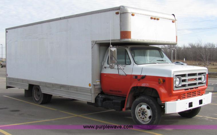 image for item 2315 1988 GMC Topkick C6D042 box truck