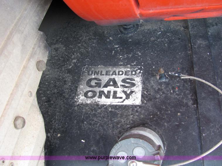 image for item 2315 1988 GMC Topkick C6D042 box truck