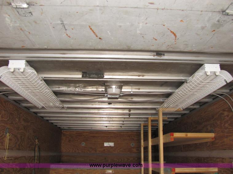 image for item 2315 1988 GMC Topkick C6D042 box truck