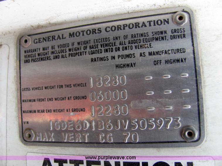 image for item 2315 1988 GMC Topkick C6D042 box truck