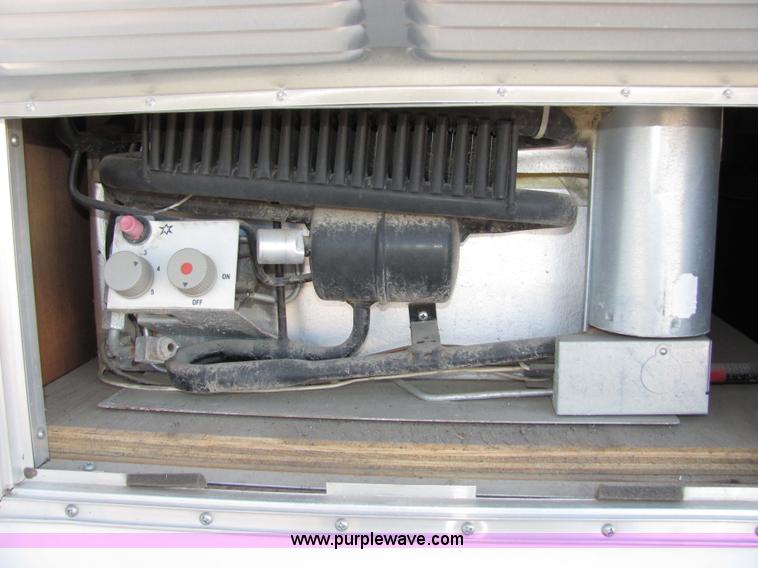 image for item 2317 2006 Pace Explorer RT 24' enclosed trailer