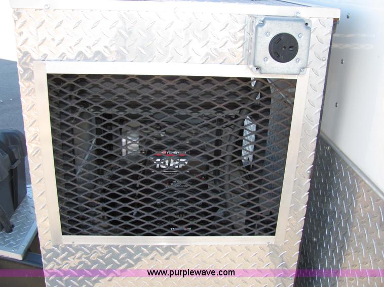 image for item 2317 2006 Pace Explorer RT 24' enclosed trailer