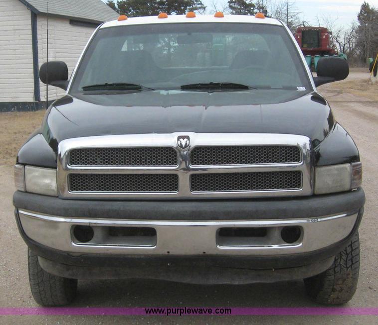 image for item 3036 1999 Dodge Ram 2500 Quad pickup truck
