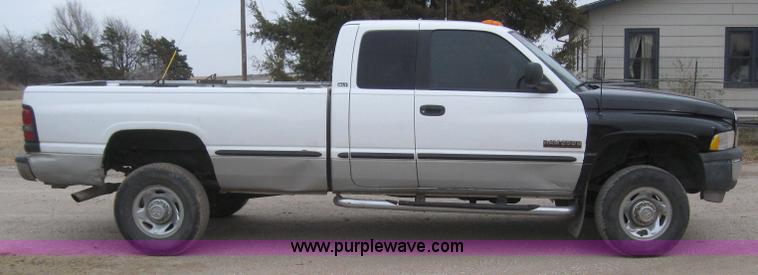 image for item 3036 1999 Dodge Ram 2500 Quad pickup truck