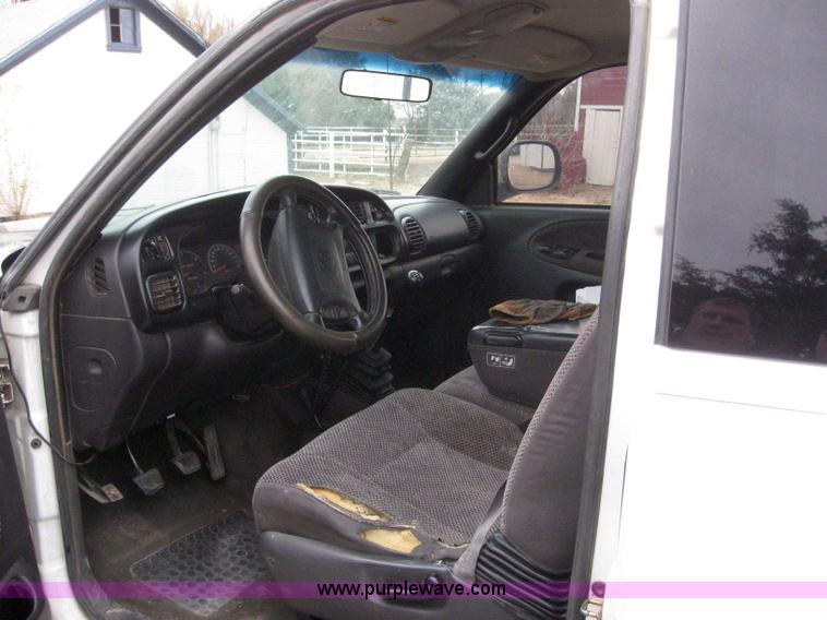 image for item 3036 1999 Dodge Ram 2500 Quad pickup truck